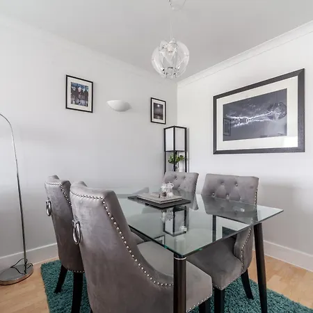 Stylish Chic Retreat: 1-Bed, Near Canary Wharf Londres Extérieur photo
